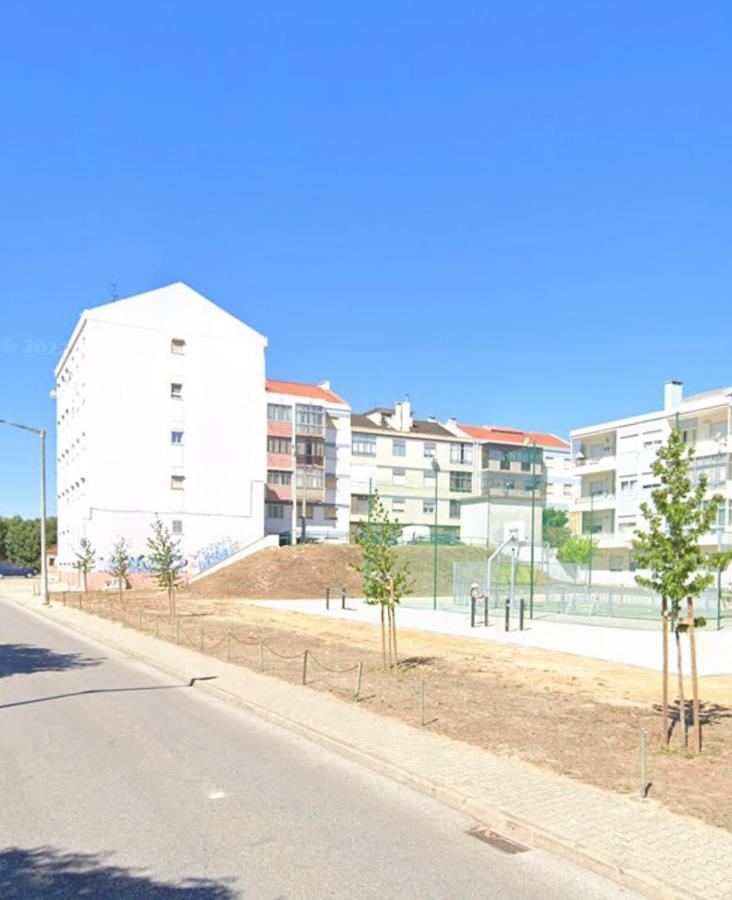 Apartamento Remodelado No Seixal เซชาล ภายนอก รูปภาพ