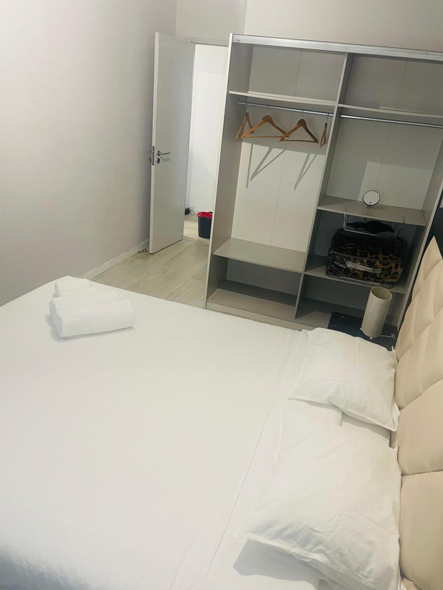 Apartamento Remodelado No Seixal Apartment เซชาล ภายนอก รูปภาพ